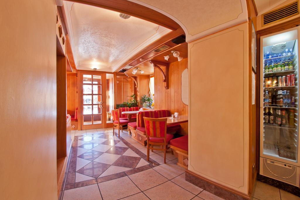 Hotel Cristallo Andalo Exterior photo